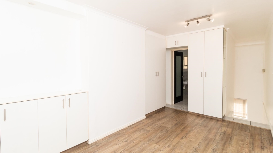 1 Bedroom Property for Sale in Milnerton Western Cape
